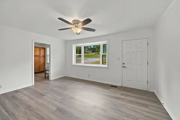 2206 Courtney Ave, Nashville, TN 37218