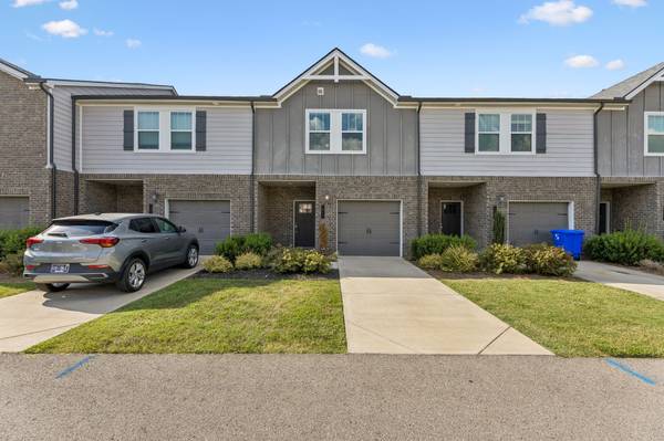 1017 McKee Ct, Columbia, TN 38401