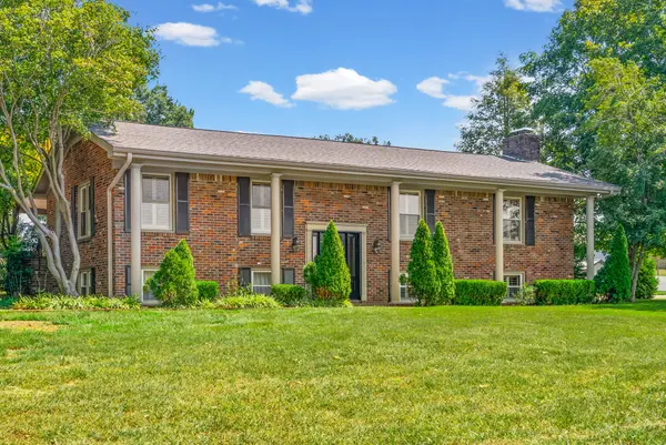 5902 Lafayette Rd, Hopkinsville, KY 42240