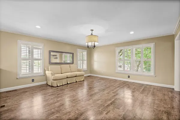 5902 Lafayette Rd, Hopkinsville, KY 42240