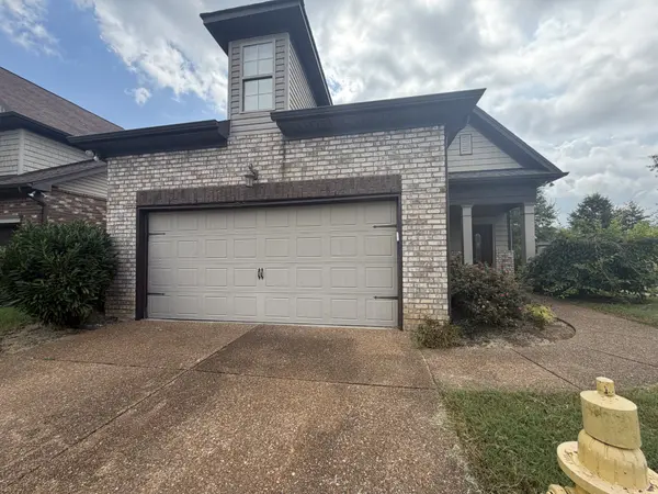 100 Trenton Ln, Hendersonville, TN 37075