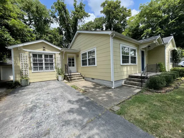 103 8th Ave #SE #A, Winchester, TN 37398