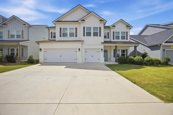 2110 Firelight Way, Ooltewah, TN 37363