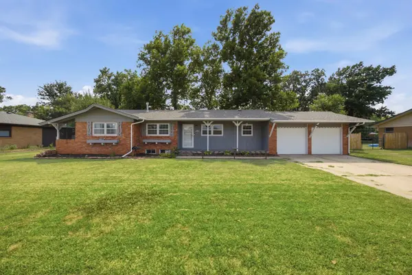 1505 N Lynnhurst Ave, Wichita, KS 67212