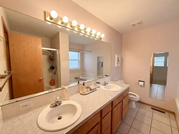 8426 S Minnesota Cir, Haysville, KS 67060