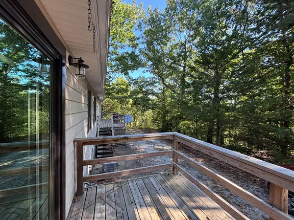 761 County Road 638, Theodosia, MO 65761