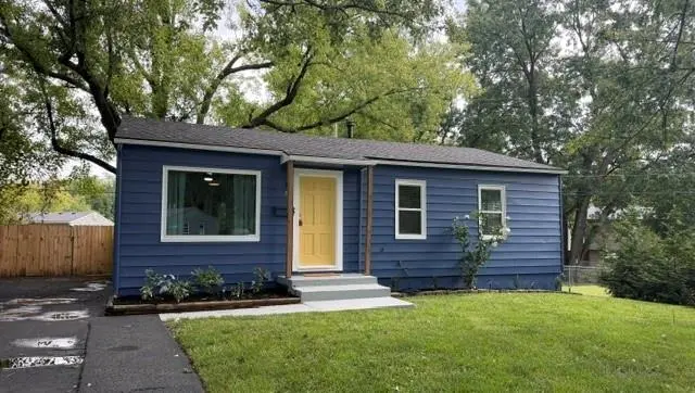 1503 N Hocker AVE, Independence, MO 64050