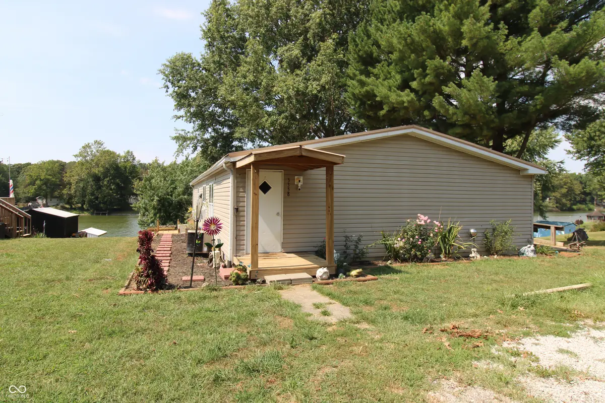 3358 Blynshire CIR, North Vernon, IN 47265