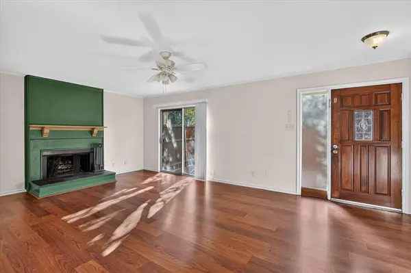 2612 Custer Parkway #A, Richardson, TX 75080