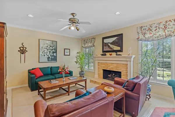 8807 Smoketree CV, Austin, TX 78735