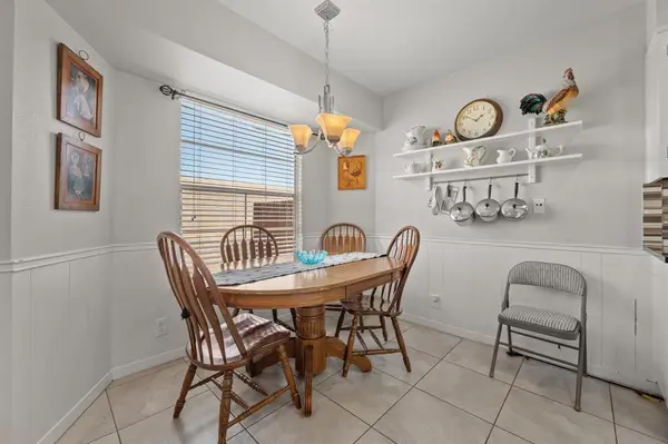 2712 Thrushwood DR #A, Austin, TX 78757