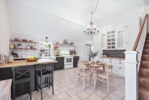 503 Wilkes ST, Smithville, TX 78957