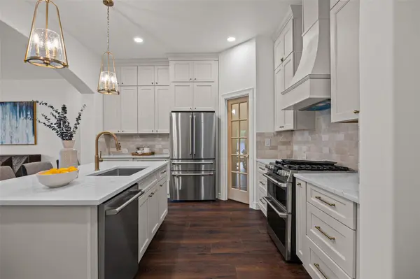2909 Cavern Mist LN, Austin, TX 78739