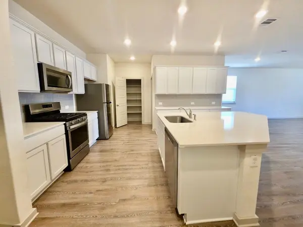 14301 McArthur DR, Manor, TX 78653