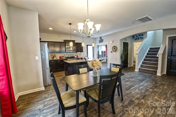 5113 Thomasville DR, Belmont, NC 28012