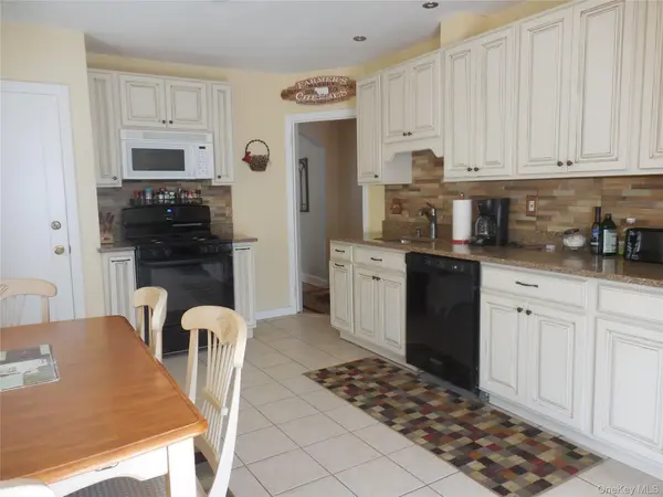 149 Rule ST, Franklin Square, NY 11010