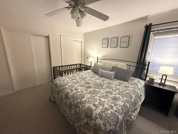 Address not disclosed, Howard Beach, NY 11414