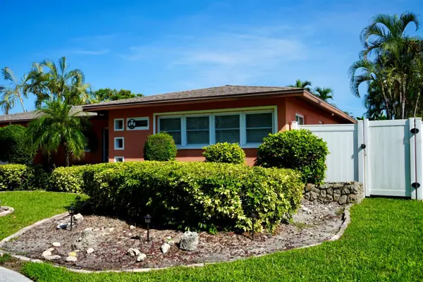 1829 CORNWALLIS Pkwy, Cape Coral, FL 33904