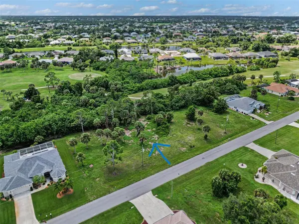 63 PAR VIEW RD S, Rotonda West, FL 33947