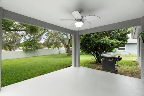 1221 OVERLAND DR, Spring Hill, FL 34608