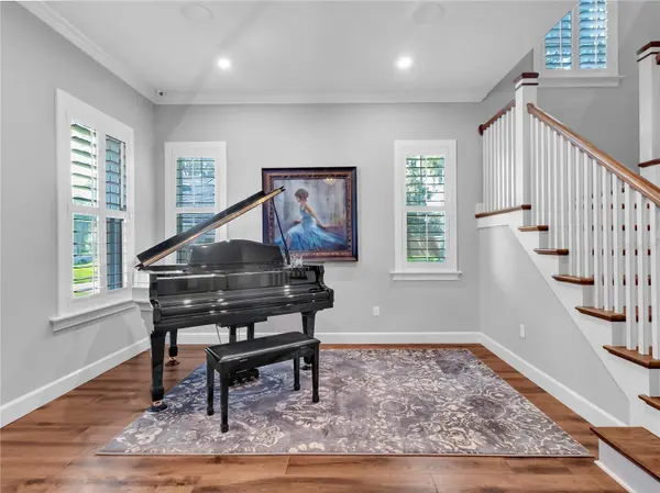 29547 CHAPEL PARK DR, Wesley Chapel, FL 33543