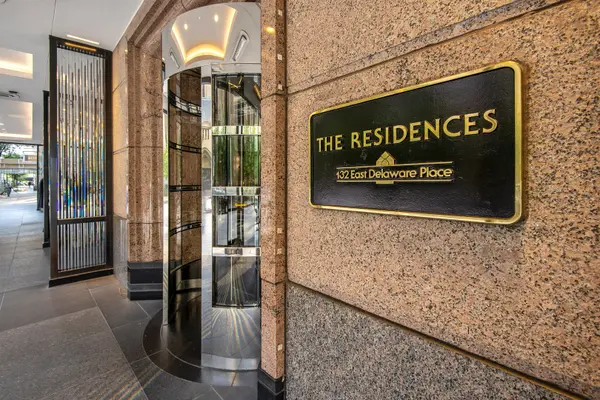 132 E Delaware PL #6206, Chicago, IL 60611