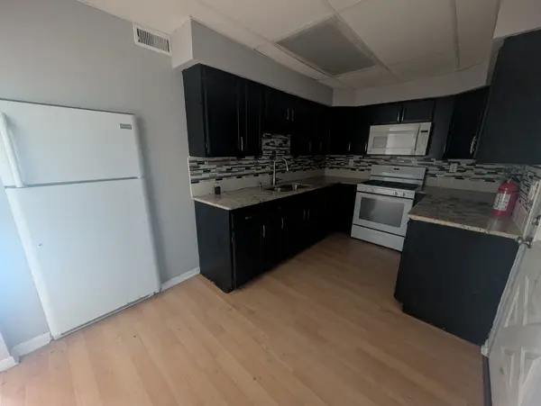 9211 S Laflin ST #1A, Chicago, IL 60620