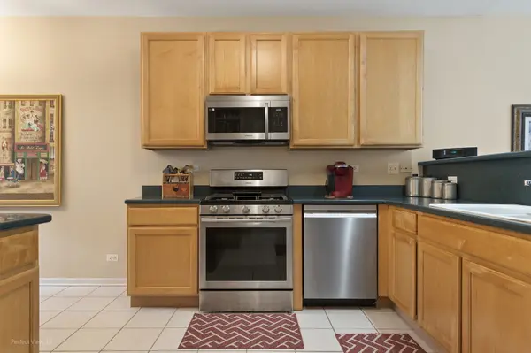 11512 Lake Shore DR, Orland Park, IL 60467