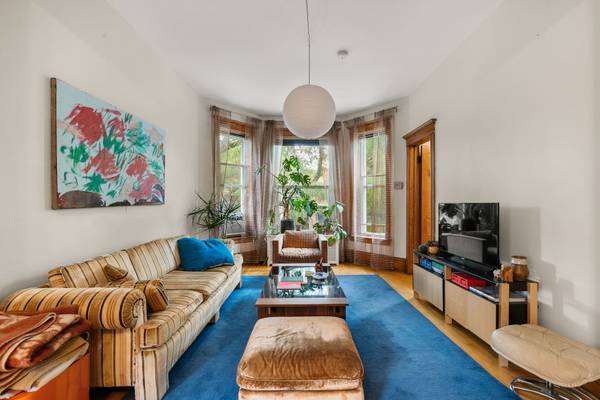 2722 W Potomac AVE, Chicago, IL 60622