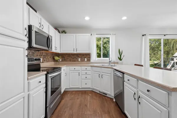 1527 Andover CT, Cedar Falls, IA 50613