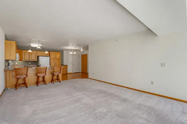 1085 Dale ST SW #115, Hutchinson, MN 55350