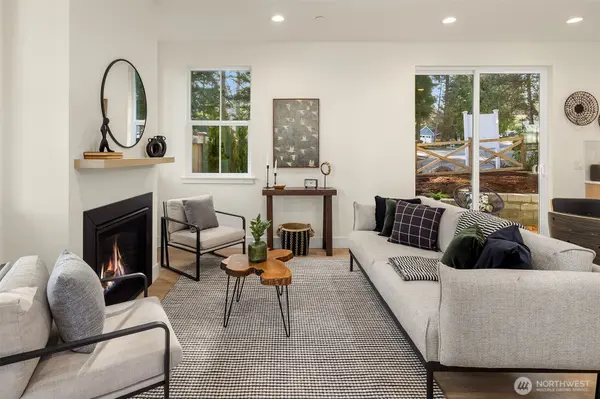 11810 NE 103rd PL, Kirkland, WA 98033