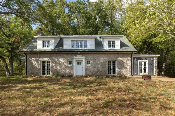 11713 Lime Kiln DR, Neosho, MO 64850