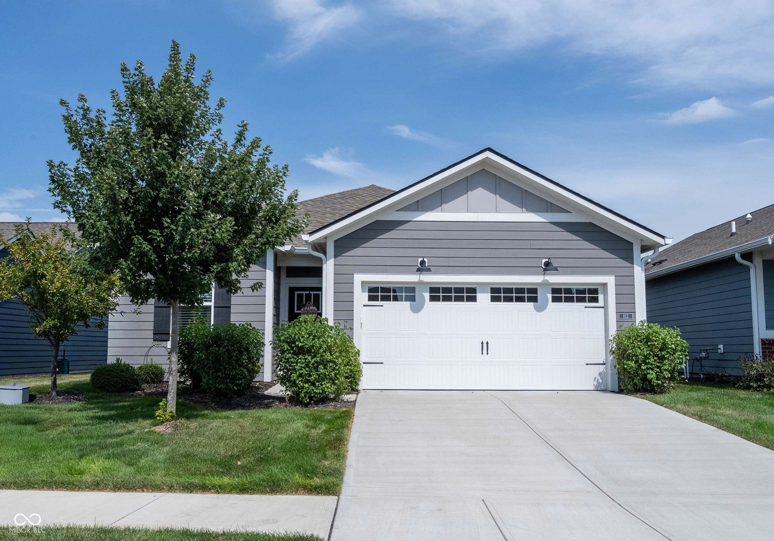 812 Bulger LN, Westfield, IN 46074