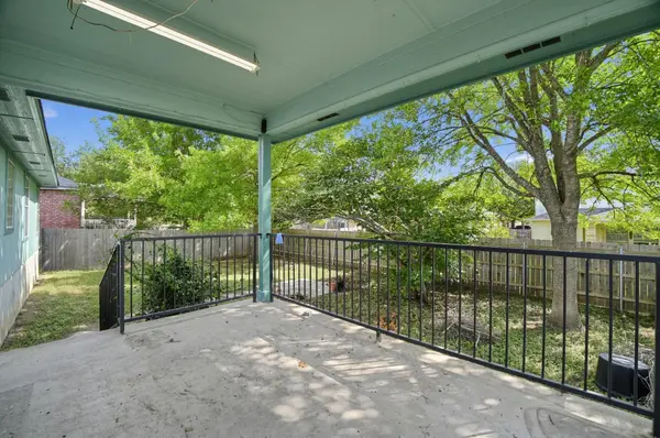 1417 Sweet Leaf LN, Pflugerville, TX 78660