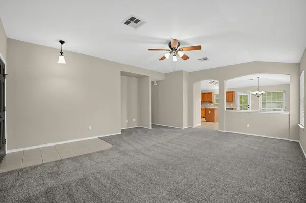 1417 Sweet Leaf LN, Pflugerville, TX 78660