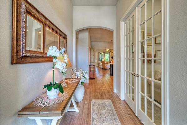 112 Senna DR, Dripping Springs, TX 78620