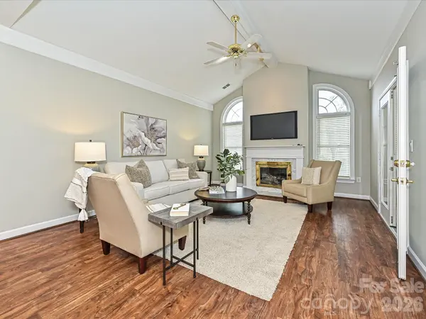 8629 Windsor Ridge DR, Charlotte, NC 28277