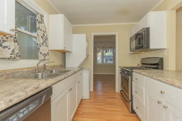 1827 Madison AVE, Evansville, IN 47714