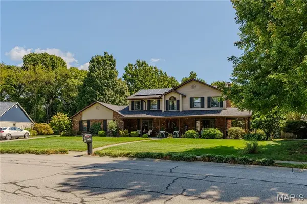 1026 Shadow Ridge XING, O'fallon, IL 62269