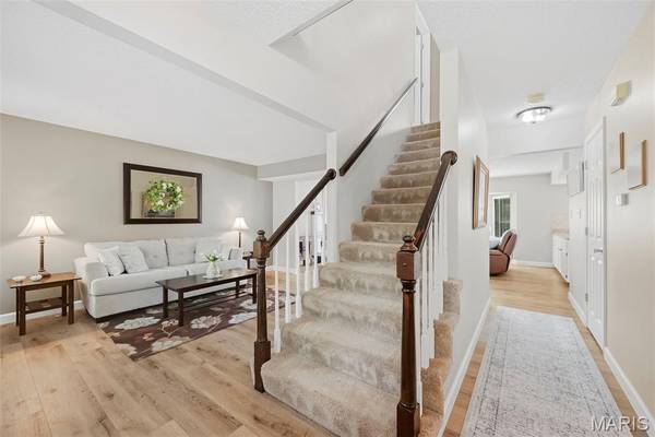 3699 Banbury DR, St Charles, MO 63303