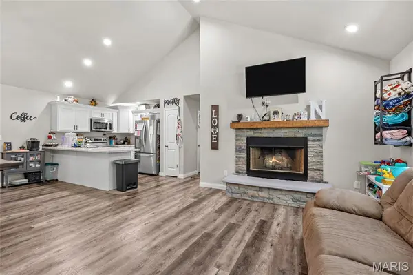 1103 Hickory CT, Valles Mines, MO 63087