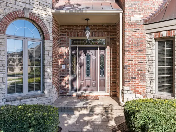 624 Fawell CT, Naperville, IL 60565