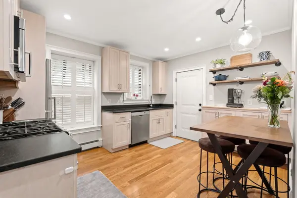 4 Cook ST #1, Boston, MA 02129