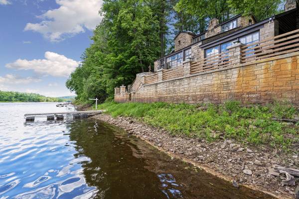 801 Pine Cone TRL, Marine On Saint Croix, MN 55047