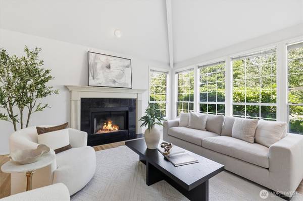 15215 92nd PL NE, Bothell, WA 98011