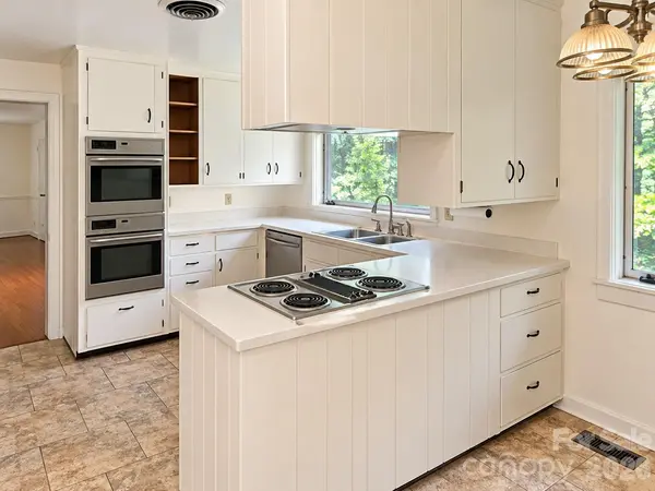 103 Brookwood DR, Tryon, NC 28782