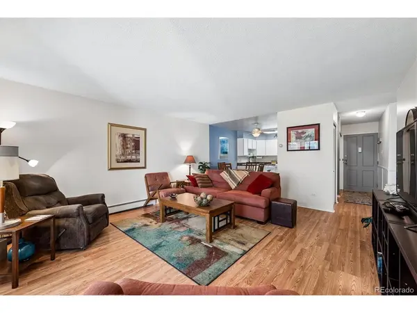 635 S Alton #11A, Denver, CO 80247
