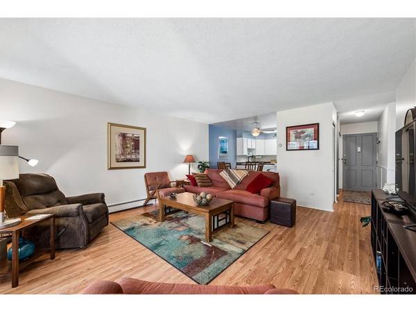 635 S Alton #11A, Denver, CO 80247