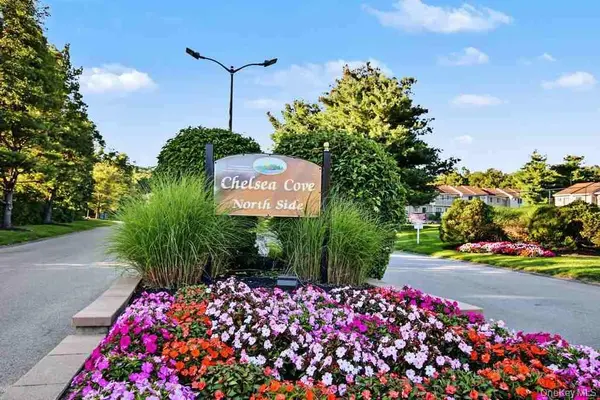 6103 Chelsea CV, Hopewell Junction, NY 12533